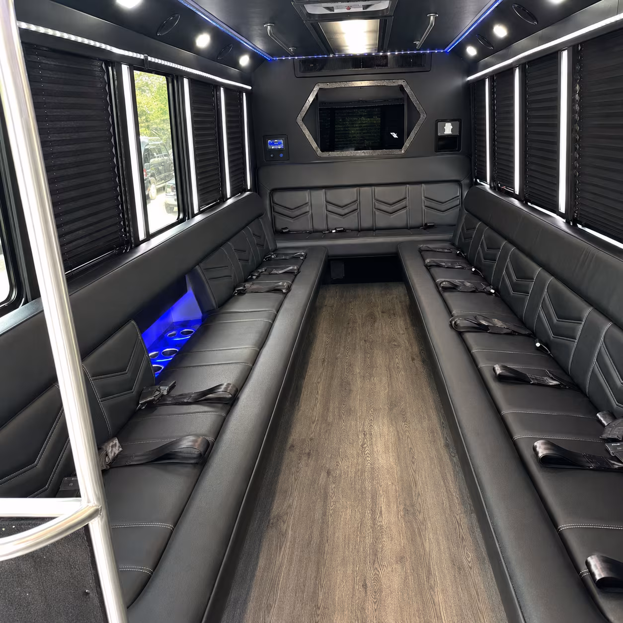 21st birthday party buses in kennewick for a night out on the town