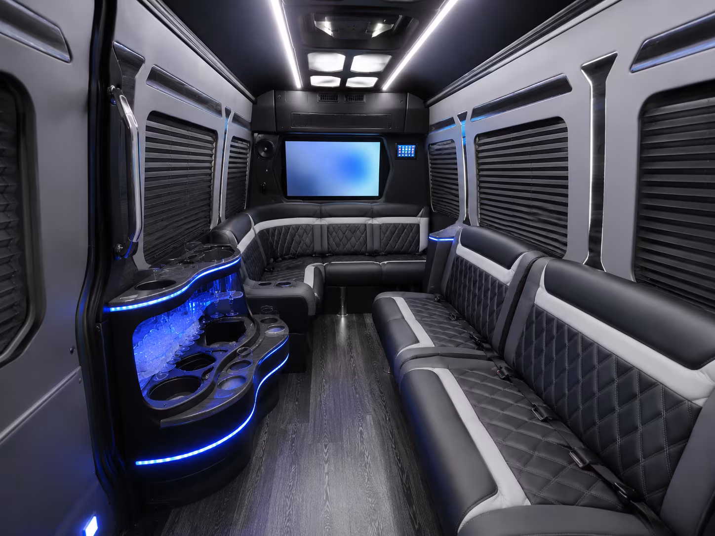 arrange transportation for your next wedding 3