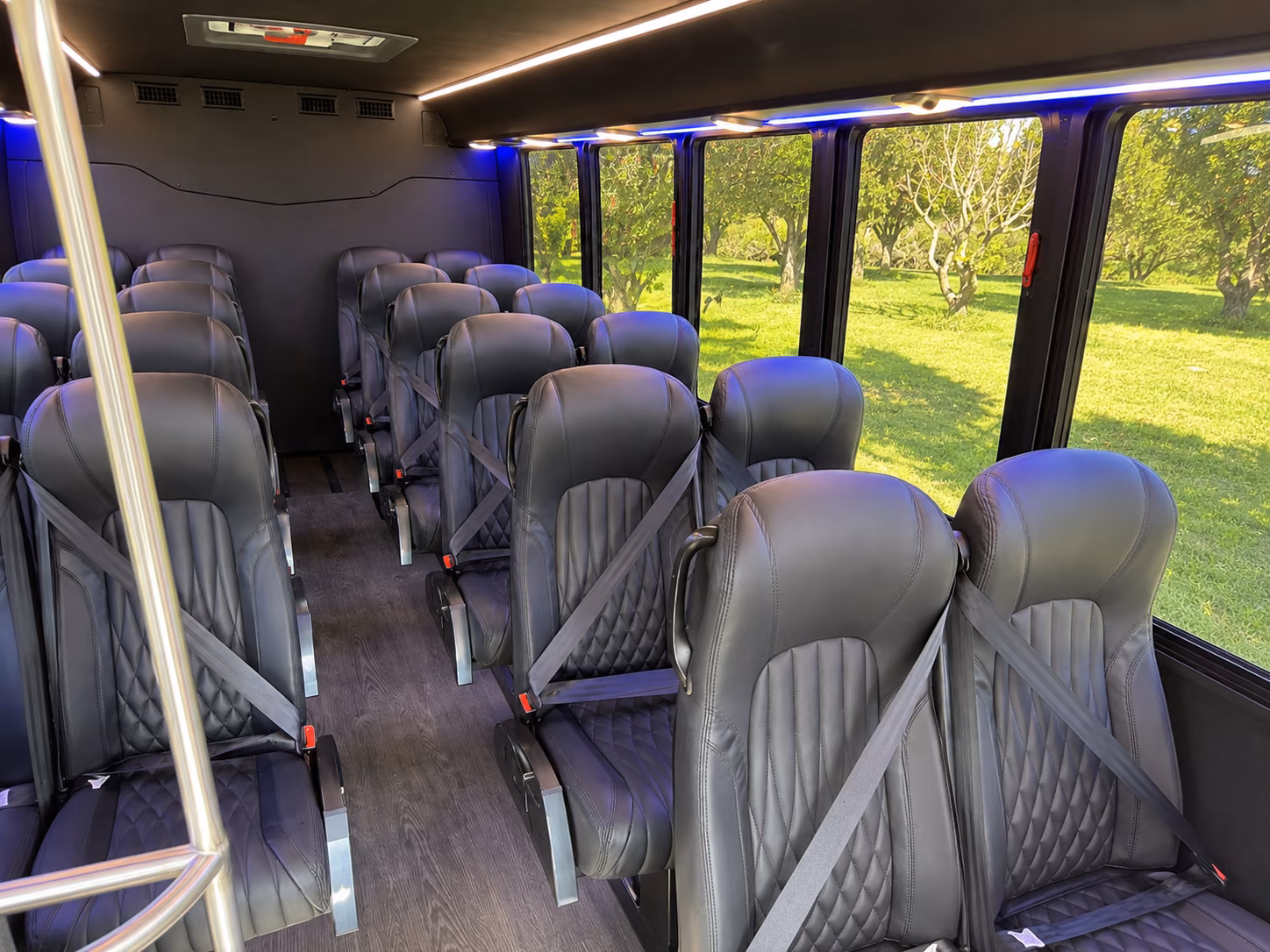 kennewick 20 passenger minibus interior