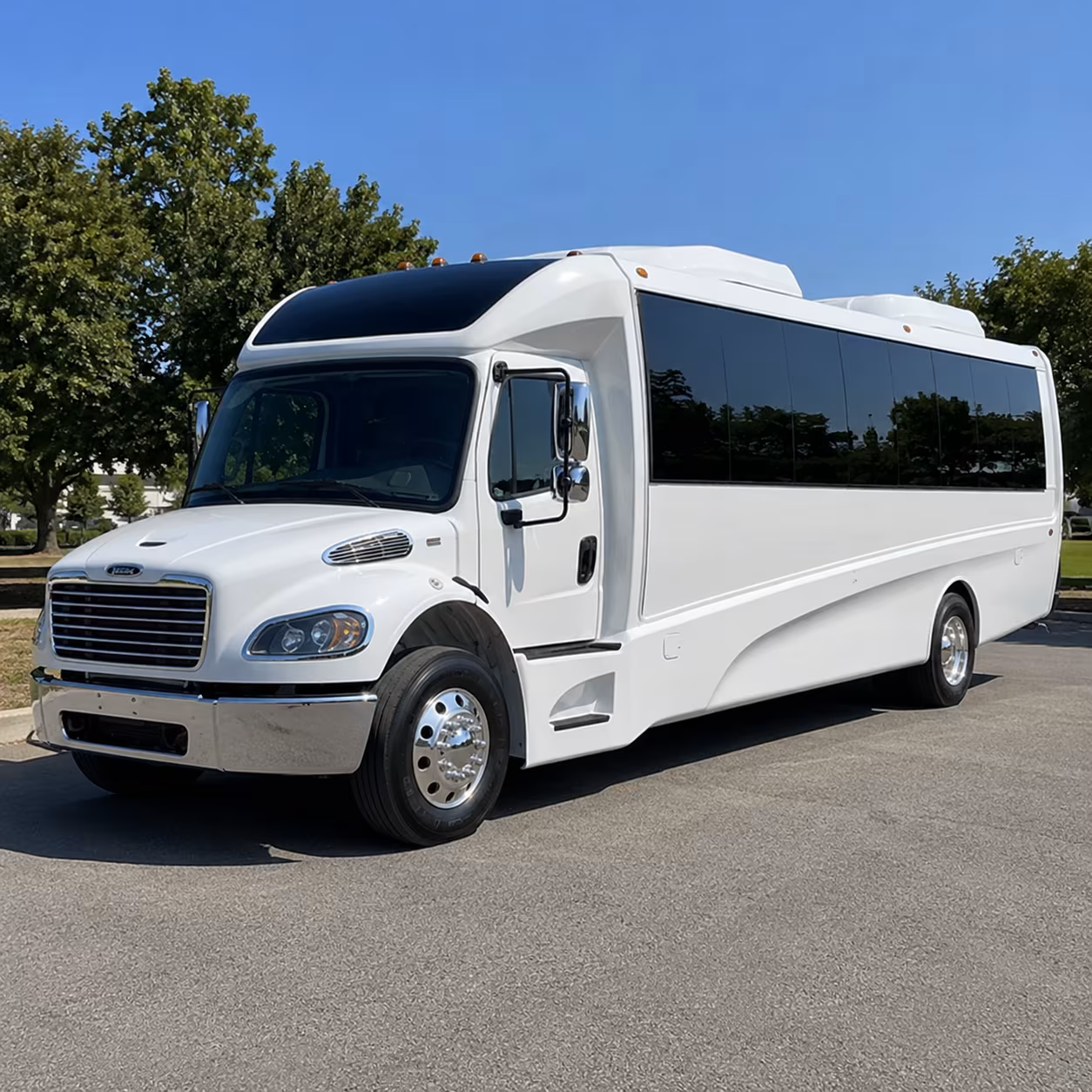 kennewick 28 passenger minibus