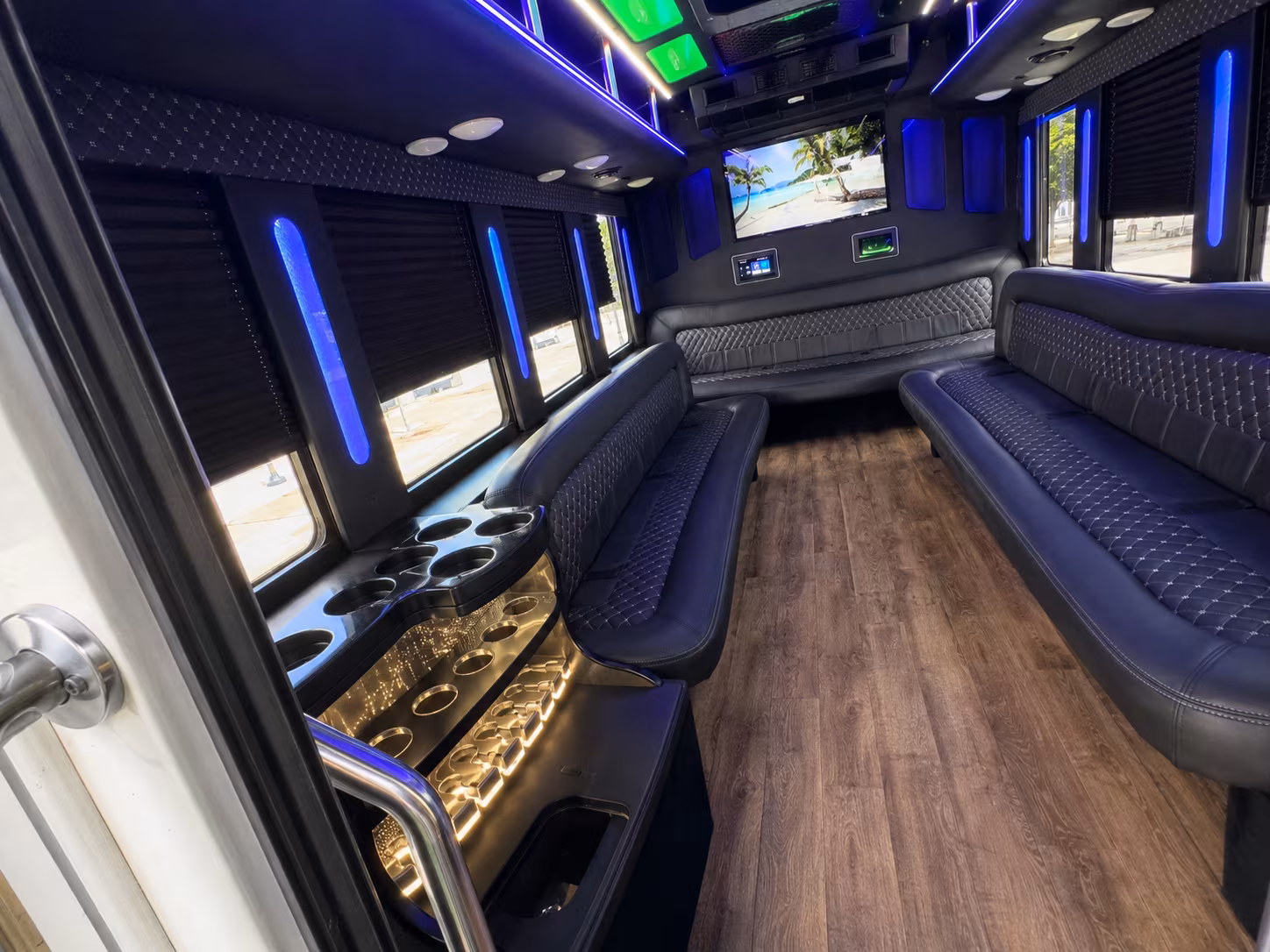 kennewick corporate party bus rental