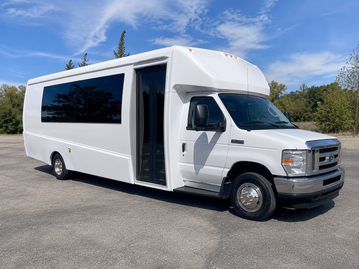 kennewick night out party bus rental