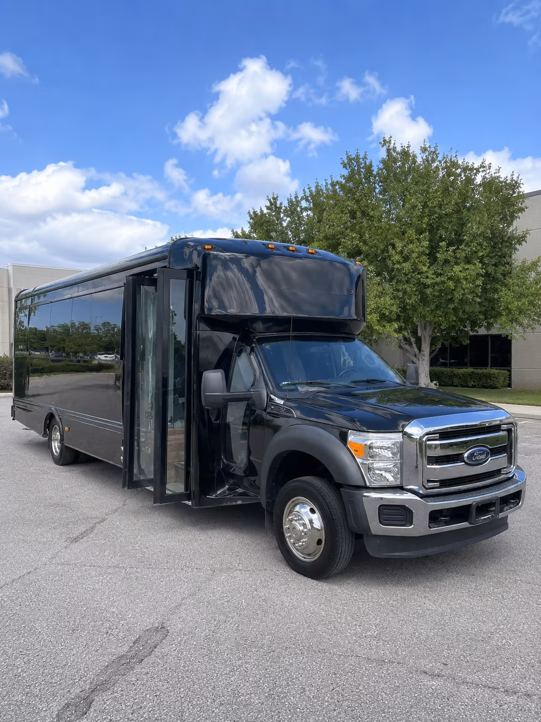 kennewick wedding party bus rental