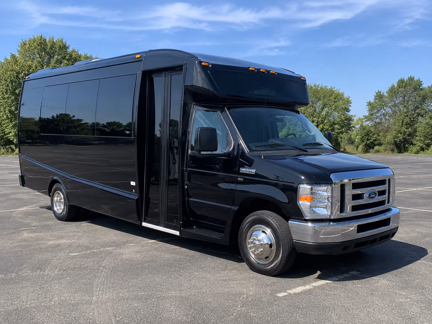 minibuses for smaller groups heading to tri cities concerts and club shows